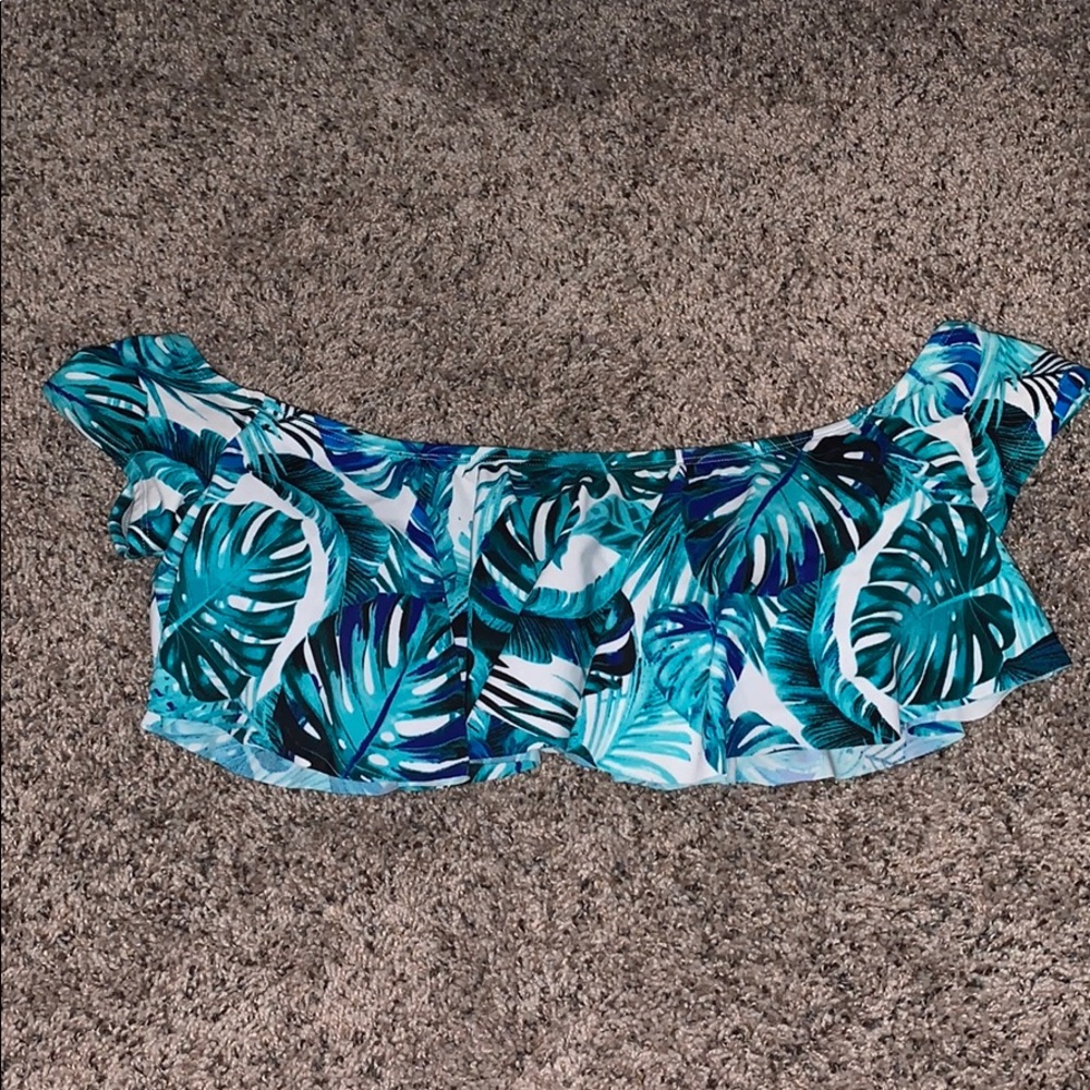 Off shoulder swim top